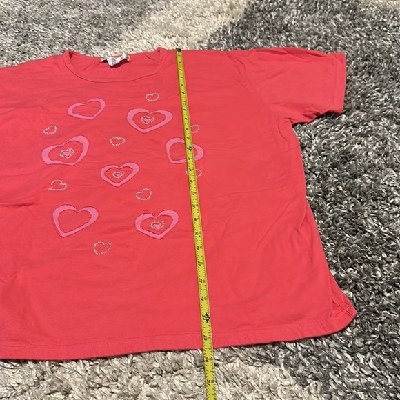 Vintage Mandal Bay Pink 3D cut out beaded Valentine’s Day heart Tee - Picture 8 of 10